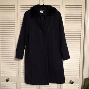 Harvé Benard 100% Wool Coat w/ Faux Fur Collar – Size 8